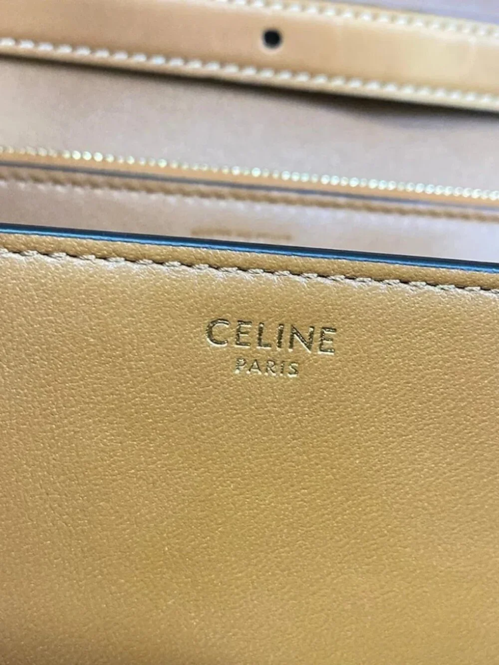 CELINE Classic Medium 189172CBS.02NT Natural Tan Raffia Calf Shoulder Bag